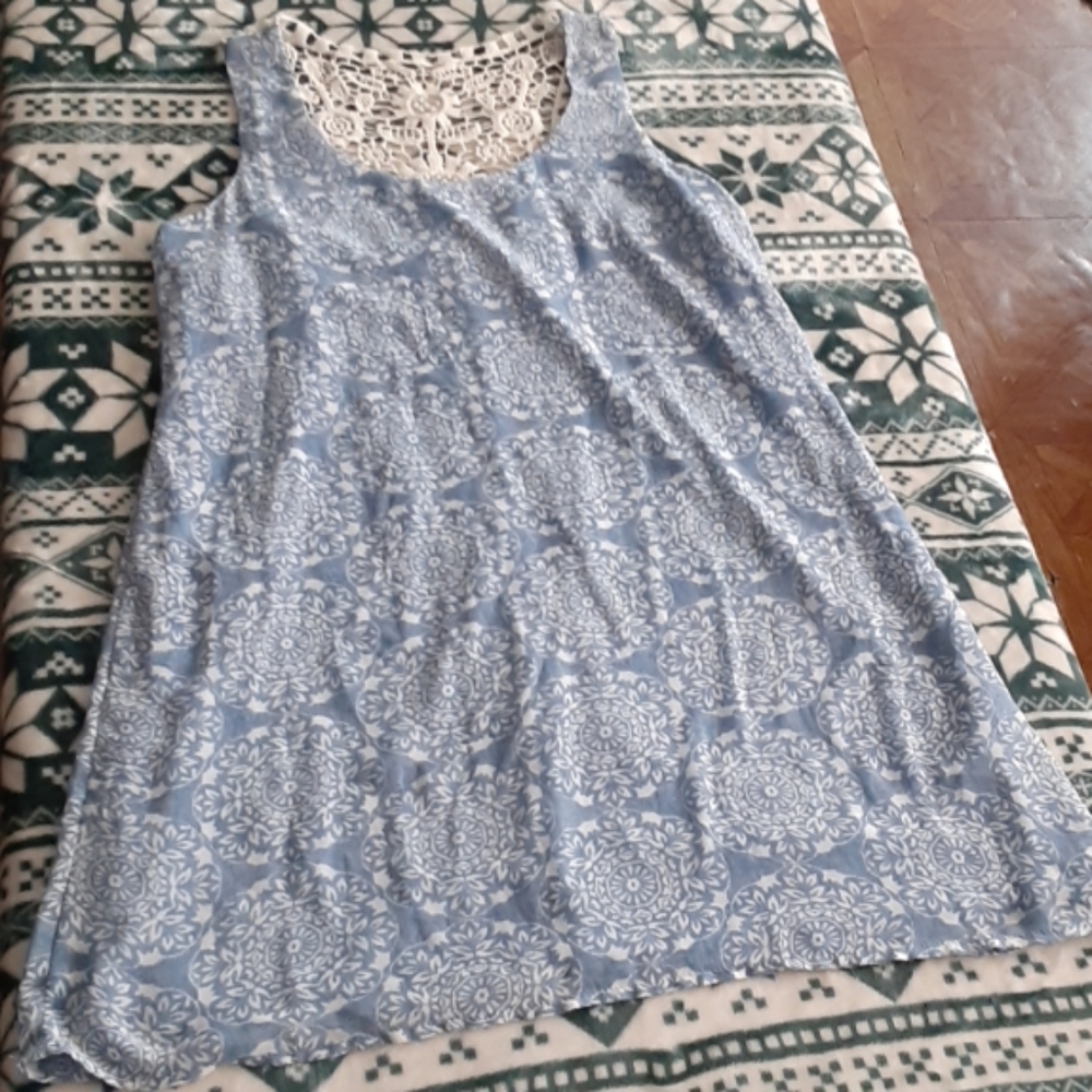 Short dress